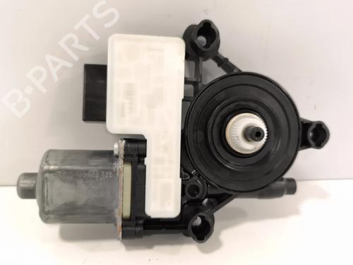 Used Left rear window motor Left rear window motor SKODA OCTAVIA III Combi (5E5, 5E6) 1.6 TDI (105 hp) 39096193 39096193