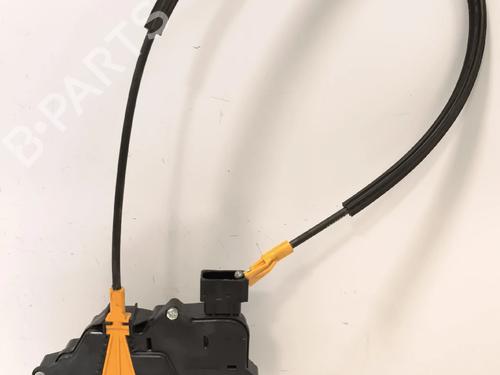 hjre-fortil-las-opel-corsa-e-x15-2014-39107508 main image