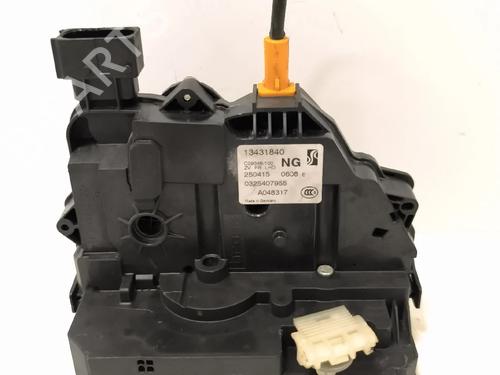 Front right lock OPEL CORSA E (X15) 1.3 CDTI (08, 68) | BP39107508C97 - Image 4