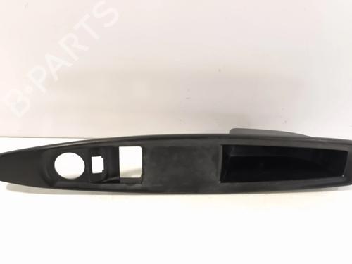 Used Front left interior door handle Front left interior door handle CITROËN C4 Coupe (LA_) 1.6 HDi (90 hp) 39204729 39204729