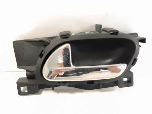 front-left-interior-door-handle-citroen-c4-coupe-la_-2004-2005-2006-2007-2008-2009-2010-2011-2012-2013-39204711 main image