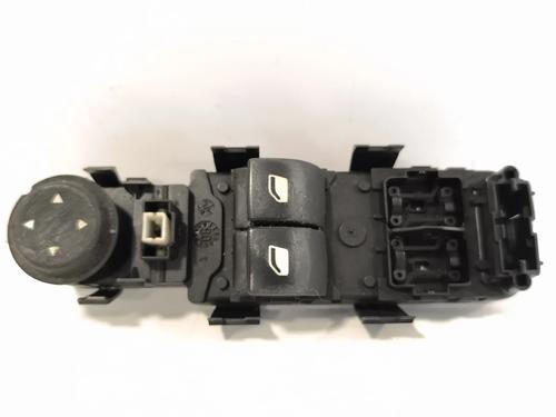left-front-window-switch-citroen-c4-coupe-la_-2004-2005-2006-2007-2008-2009-2010-2011-2012-2013-39204715 main image
