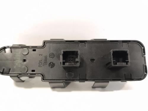 Left front window switch CITROËN C4 Coupe (LA_) 1.6 HDi | BP39204715I27 - Image 3