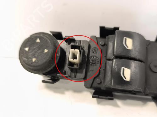 Left front window switch CITROËN C4 Coupe (LA_) 1.6 HDi | BP39204715I27 - Image 5
