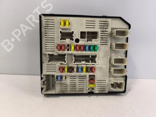 Used Fuse box Fuse box 39436394 39436394