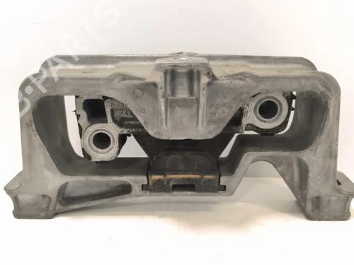 Used Engine mount Engine mount MERCEDES-BENZ B-CLASS Sports Tourer (W246, W242) B 180 CDI / d (246.212) (109 hp) 39537003 39537003