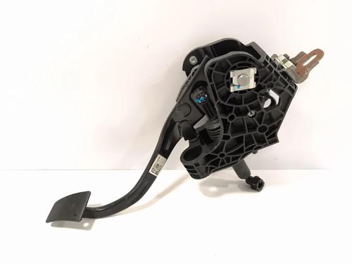 Used Clutch pedal Clutch pedal 39536968 39536968