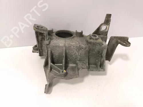 Used Gearbox mount Gearbox mount RENAULT CLIO II (BB_, CB_) 1.5 dCi (B/CB07) (65 hp) 39569631 39569631