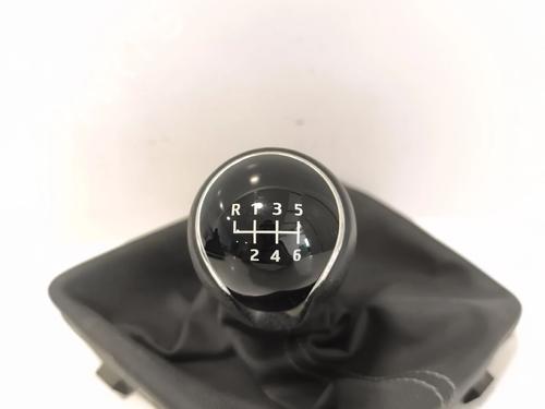 Shift knob SEAT LEON ST (5F8) 1.6 TDI | BP39589742I34 - Image 5