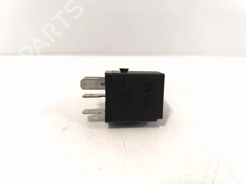 Used Switch Switch AUDI A3 (8V1, 8VK) [2012-2020] 39612613 39612613
