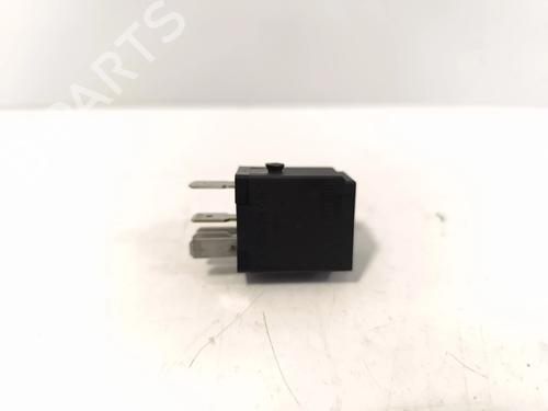 Switch AUDI A3 (8V1, 8VK) | BP39612615I30 - Image 3