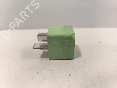 Switch AUDI A3 (8V1, 8VK) | BP39612619I30 - Image 2
