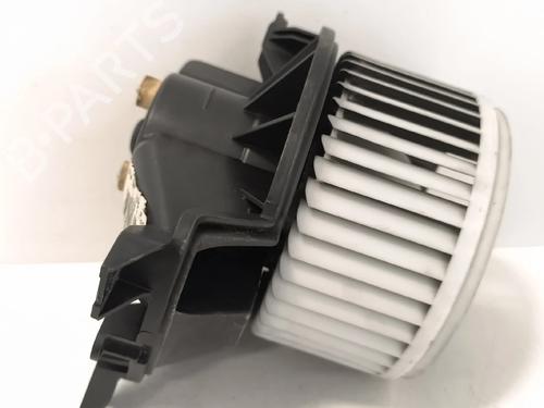 Used Heater blower motor Heater blower motor OPEL CORSA D (S07) 1.3 CDTI (L08, L68) (75 hp) 39616691 39616691