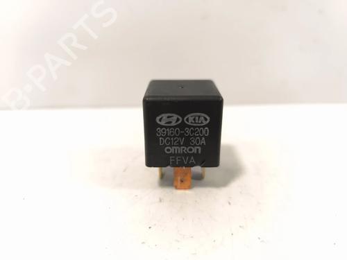 Used Switch Switch KIA SPORTAGE III (SL) 1.7 CRDi (116 hp) 39612656 39612656