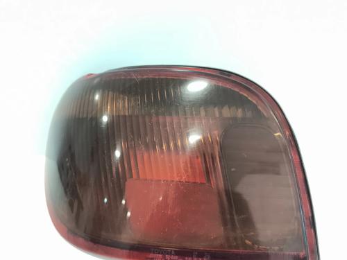 left-taillight-toyota-yaris-_p1_-1999-2000-2001-2002-2003-2004-2005-39748337 main image