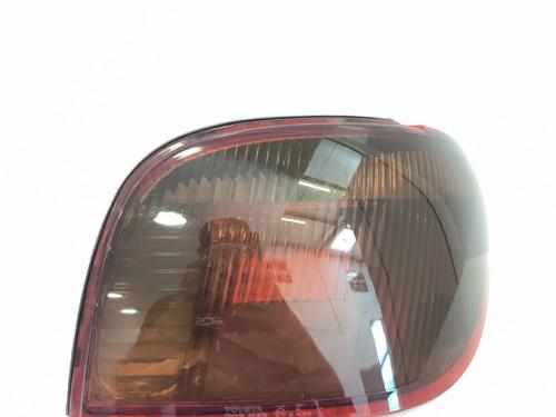 right-taillight-toyota-yaris-_p1_-1999-2000-2001-2002-2003-2004-2005-39748336 main image