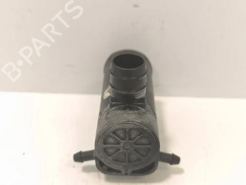 Used Washer pump Washer pump TOYOTA YARIS (_P1_) 1.4 D-4D (NLP10_, NLP10R) (75 hp) 39750285 39750285