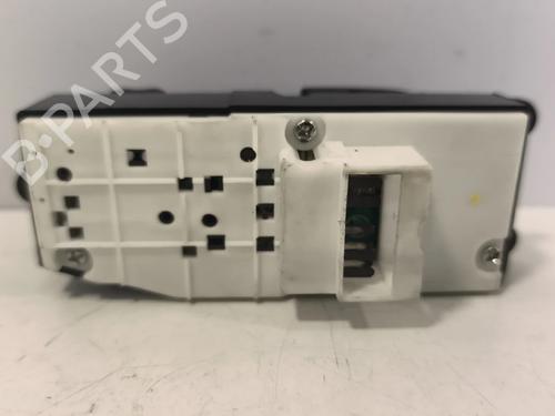 Left front window switch TOYOTA YARIS (_P1_) 1.4 D-4D (NLP10_, NLP10R) | BP39750251I27 - Image 3