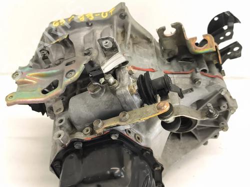 Caixa de velocidades Caixa de velocidades TOYOTA YARIS (_P1_) 1.4 D-4D (NLP10_, NLP10R) (75 hp) 39886705 39886705