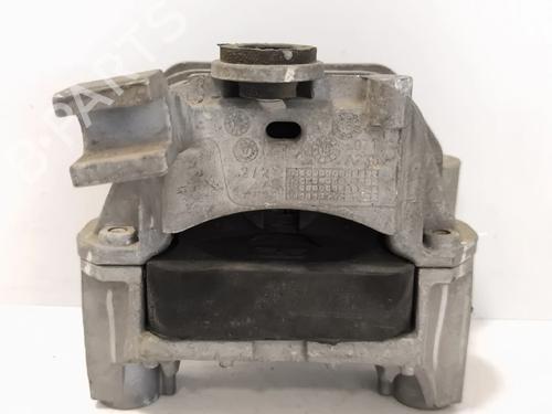 Used Engine mount Engine mount ALFA ROMEO GIULIETTA (940_) [2010-2020] 39982913 39982913