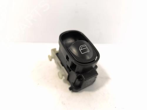 Used Left rear window switch Left rear window switch MERCEDES-BENZ C-CLASS T-Model (S203) C 200 CDI (203.204) (116 hp) 40024418 40024418