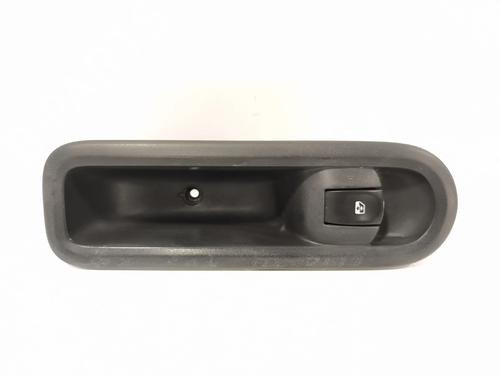 Used Right front window switch Right front window switch RENAULT CLIO III (BR0/1, CR0/1) [2005-2014] 40045942 40045942
