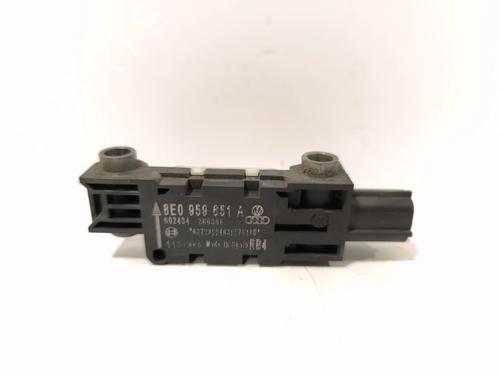 Used Electronic sensor Electronic sensor AUDI A3 (8P1) [2003-2013] 40024435 40024435