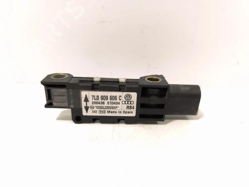 Used Electronic sensor Electronic sensor VW TOUAREG (7LA, 7L6, 7L7) [2002-2013] 40024437 40024437