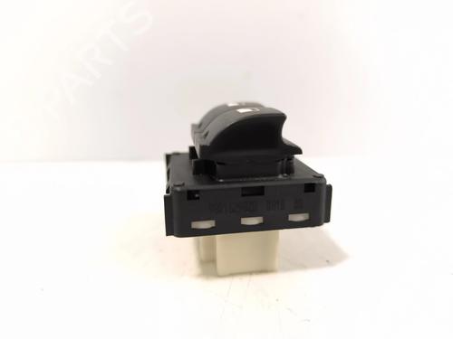 Left front window switch CITROËN C3 III (SX) | BP40063592I27 - Image 4