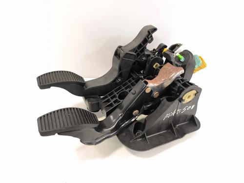 Used Pedal Pedal FIAT 500 (312_) 1.2 (312AXA1A) (69 hp) 40078110 40078110