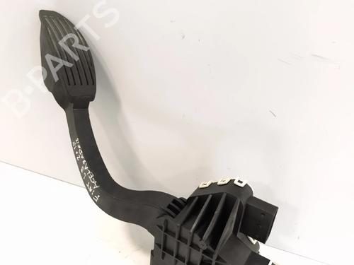 Used Pedal Pedal FIAT 500 (312_) 1.2 (312AXA1A) (69 hp) 40078095 40078095