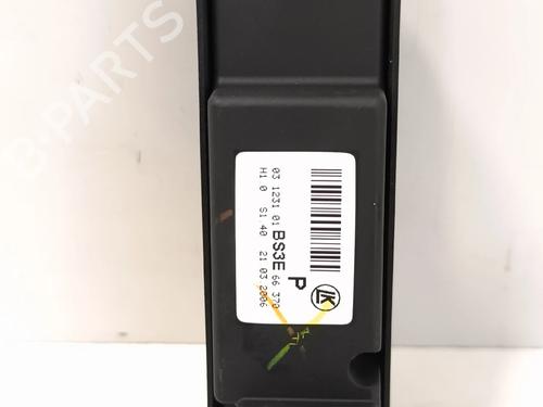 Right front window switch MAZDA 3 (BK) | BP40159188I26 - Image 3