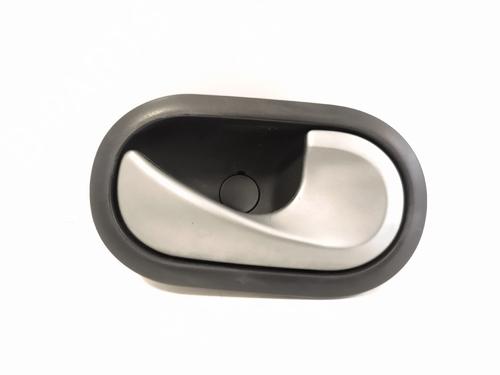 Used Front right interior door handle Front right interior door handle RENAULT CLIO III (BR0/1, CR0/1) 1.2 16V (BR02, BR0J, BR11, CR02, CR0J, CR11) (75 hp) 40257649 40257649