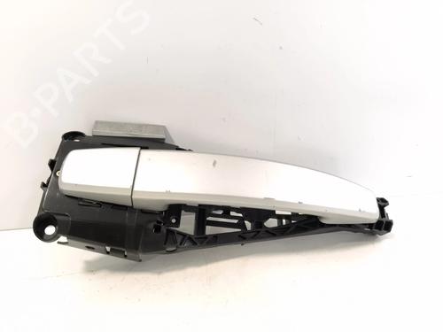 Used Front right exterior door handle Front right exterior door handle OPEL ASTRA J (P10) [2009-2016] 40257650 40257650