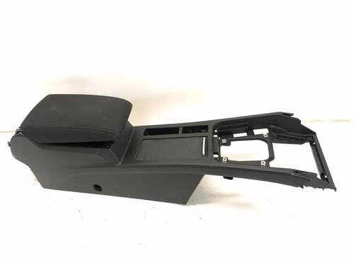 Used Middle console Middle console VW PASSAT B8 (3G2, CB2) [2014-2026] 40063571 40063571