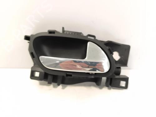 Used Front right interior door handle Front right interior door handle PEUGEOT 207 Hatchback Van (WA_, WC_) [2006-2026] 40268307 40268307