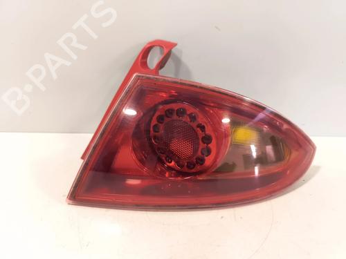 Used Right taillight Right taillight SEAT LEON (1P1) 1.9 TDI (105 hp) 40526852 40526852