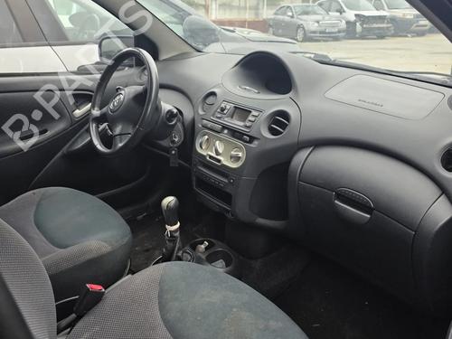 Left front window switch TOYOTA YARIS (_P1_) 1.4 D-4D (NLP10_, NLP10R) | BP39750251I27 - Image 6