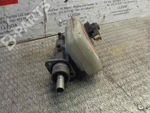 Used Brake master cylinder IVECO DAILY III Van 35 C 12 V, 35 S 12 V (AGKA43A2, AGKB43A2, AGKB46A2,... (116 hp) 2540649