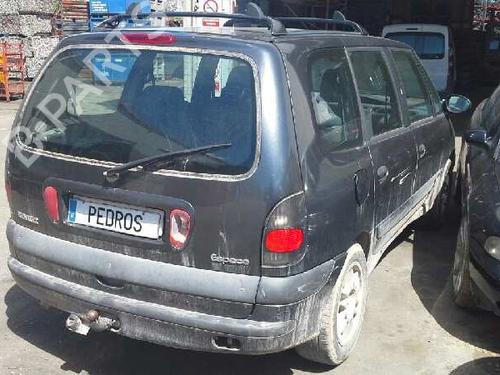 Right headlight RENAULT ESPACE III (JE0_) 2.2 dCi (JE0S) | BP160315C29 
