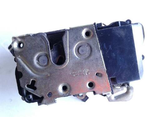 Used Front right lock CITROËN XSARA (N1) 1.9 TD (90 hp) 7121699