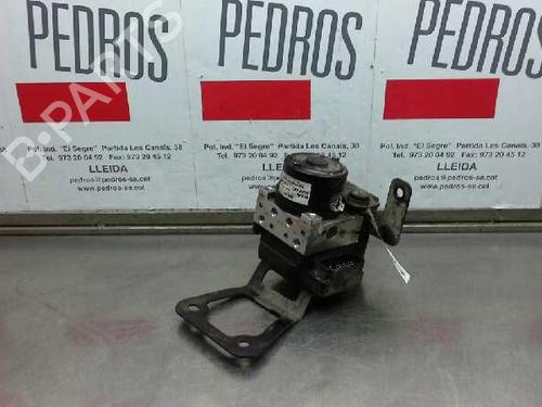 Used ABS pump KIA CARENS II MPV (FJ) 2.0 CRDi (113 hp) 6834362