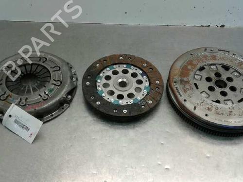 Andre NISSAN JUKE (F15) 1.6 DIG-T (190 hp) 25804494