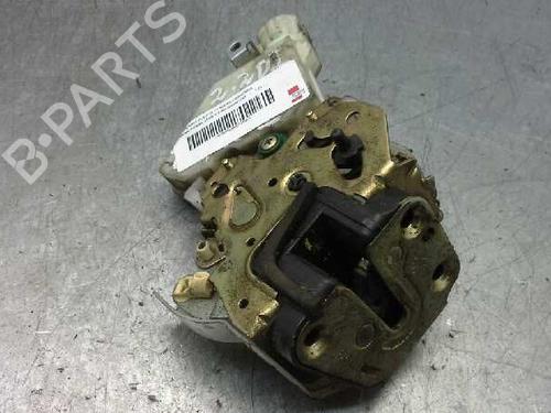Used Rear left lock NISSAN X-TRAIL I (T30) 2.2 dCi (136 hp) 1358965