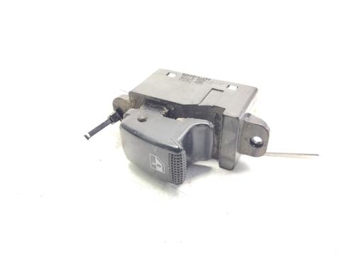 Used Left rear window switch HYUNDAI SONATA IV (EF) 2.0 16V (131 hp) 16139285