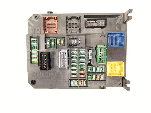 Used Fuse box Fuse box 22737993 22737993