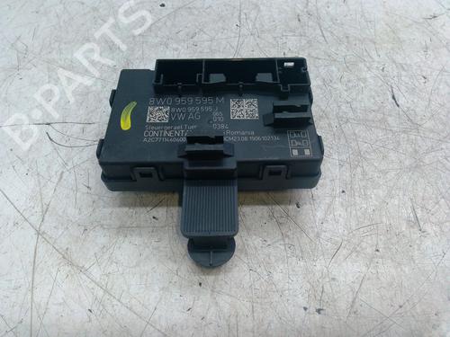 Używane Moduł elektroniczny SKODA SUPERB III (3V3) 2.0 TDI (150 hp) 32340396