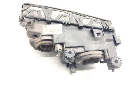 Right headlight BMW 3 (E46) 320 d | BP16223499C29 
