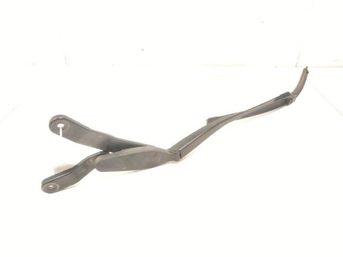 front-windshield-wiper-arm-mercedes-benz-e-class-t-model-s212-2009-2010-2011-2012-2013-2014-2015-2016-32189190 main image