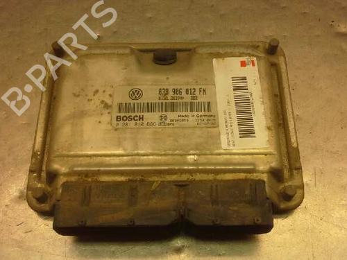 Motorstyringsenhed SEAT LEON (1M1) 1.9 TDI (110 hp) 6820643